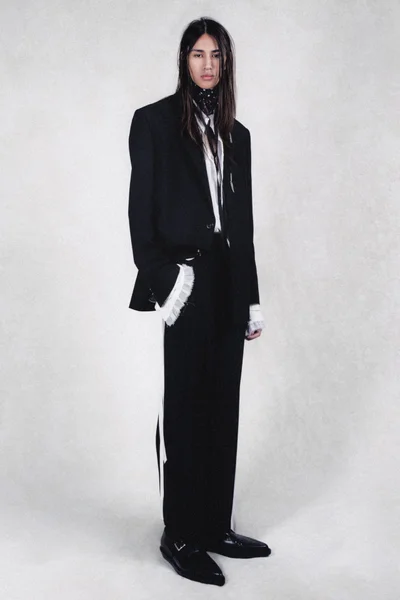 Look 40